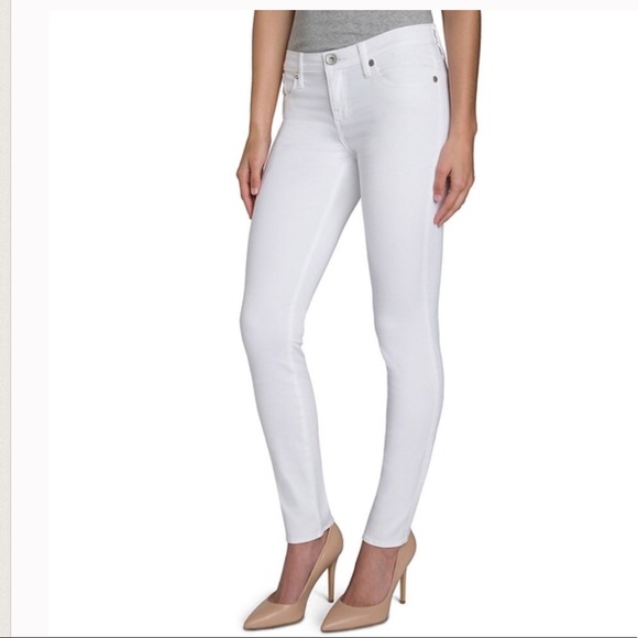 Rock & Republic Denim - Rock & Republic white Berlin skinny jeans size 4